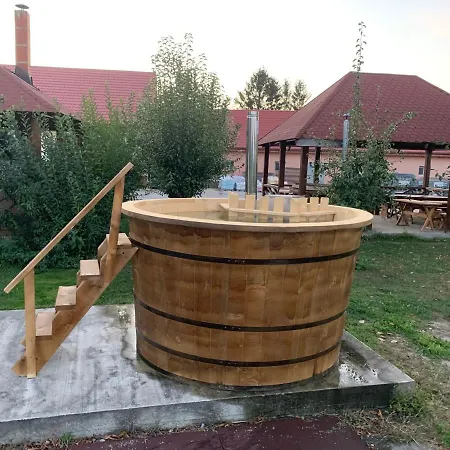 Vendégház Pensiunea Marmis